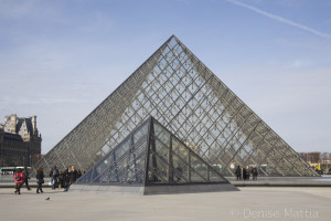 Paris 0445 the Louvre