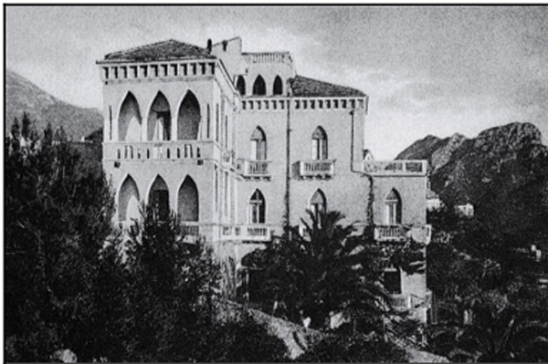 the 12th century Palazzo on the Alamfi coast