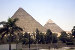 Egypt 4381D Pyramids of Giza-great Pyramid of Khufu- Pyramid of Menkaure